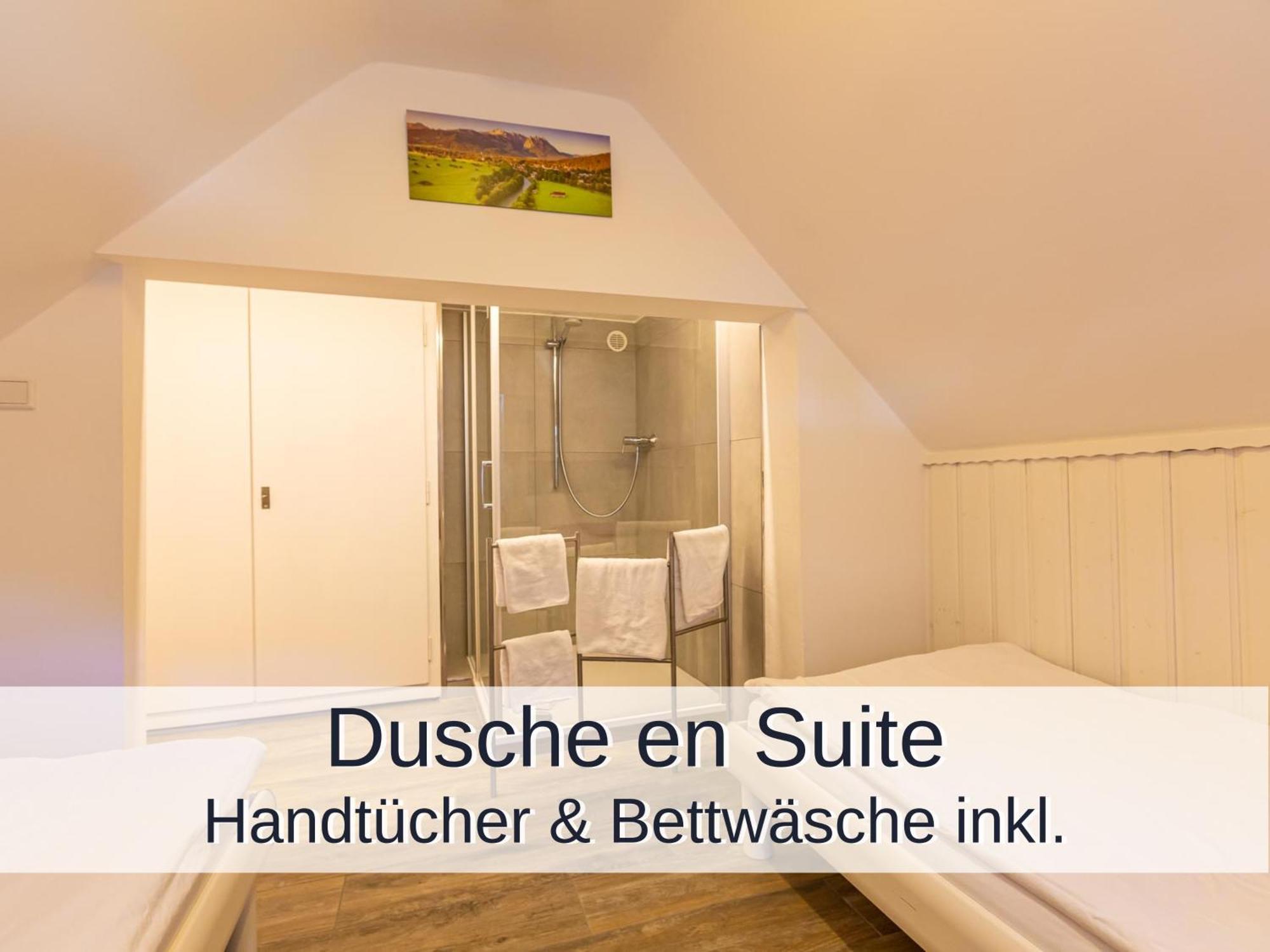 Ferienwohnung Rambold Wettersteinwand ガルミッシュ・パルテンキルヒェン エクステリア 写真